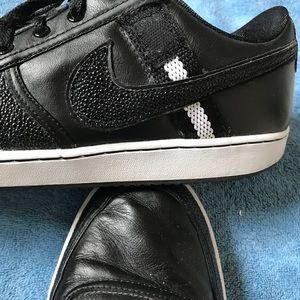 Nike Leather Backboard Basketball Shoes